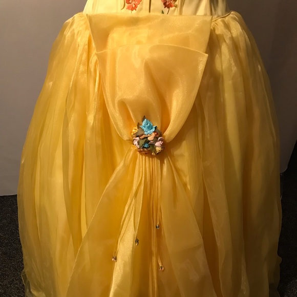 Yellow Quinceañera/ Prom Dress - Picture 6 of 8